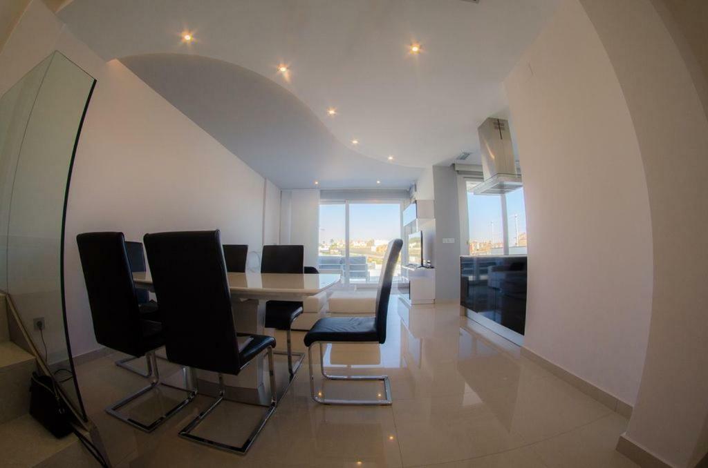 Villa Filipinas 16 *